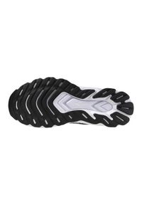 Buty do biegania męskie Mizuno Wave Skyrise 6. Kolor: czarny, biały, wielokolorowy. Materiał: syntetyk, materiał. Szerokość cholewki: normalna. Model: Mizuno Wave. Sport: bieganie