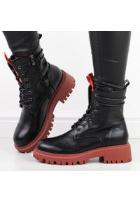 Czarne zimowe botki damskie na traperze La.Fi 045or-pu. Kolor: czarny. Materiał: skóra. Sezon: zima #1
