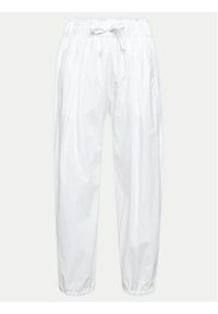 Deha Spodnie dresowe D02746 Biały Comfort Fit. Kolor: biały. Materiał: bawełna