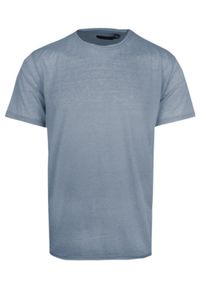 Lekki Męski T-Shirt w Stylu Vintage - Brave Soul - Brudny Niebieski. Okazja: na co dzień. Kolor: niebieski. Materiał: bawełna, poliester. Sezon: wiosna, lato. Styl: vintage