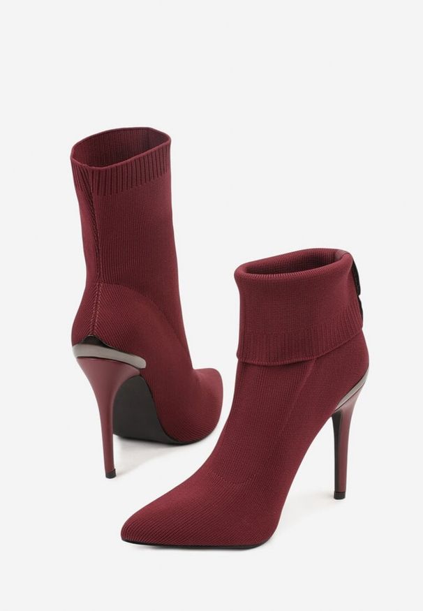 Renee - Bordowe Botki Vices ze Skarpetkową Cholewką na Szpilce Brattalie. Okazja: na co dzień, na imprezę. Nosek buta: szpiczasty. Kolor: czerwony. Materiał: jeans. Szerokość cholewki: normalna. Obcas: na szpilce. Styl: elegancki, klasyczny, casual. Wysokość obcasa: średni