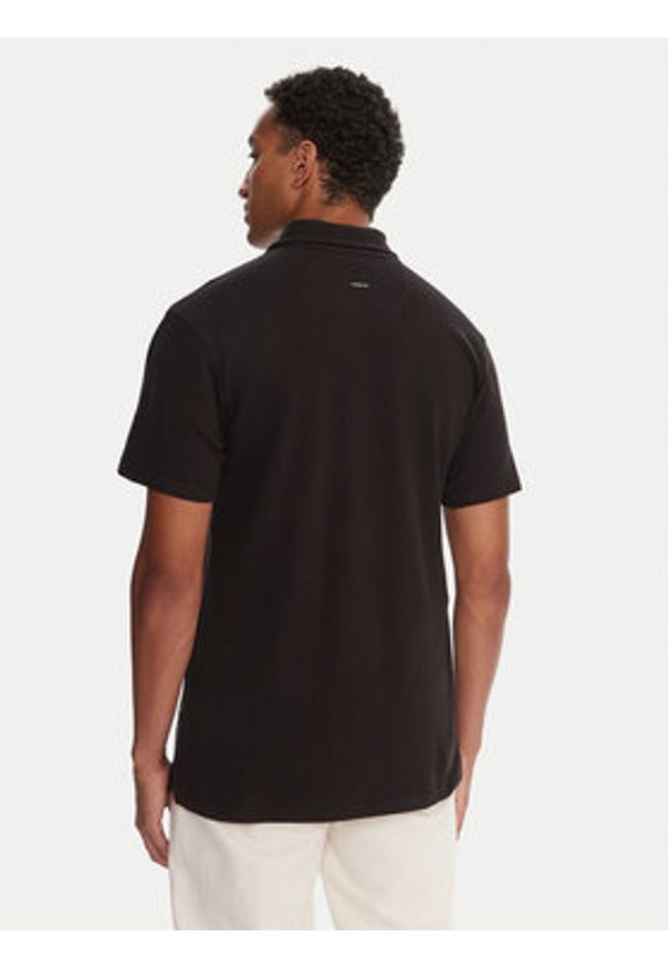 Quiksilver Polo Pique EQYKT04392 Czarny Regular Fit. Typ kołnierza: polo. Kolor: czarny. Materiał: bawełna