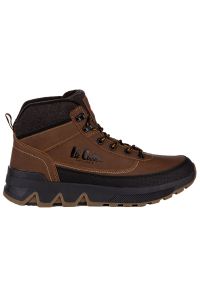 Buty Lee Cooper LCJ-24-01-2950MA - brązowe. Zapięcie: sznurówki. Kolor: brązowy. Materiał: guma, syntetyk, polar, materiał. Szerokość cholewki: normalna. Sezon: zima