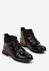 Born2be - Czarne Lakierowane Botki Vices w Stylu Sztybletów z Tłoczeniem Ozvila. Okazja: na co dzień. Zapięcie: zamek. Kolor: czarny. Materiał: lakier. Styl: casual, elegancki #5