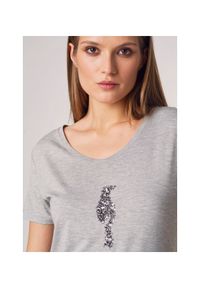 Ochnik - Szary T-shirt damski z wilgą. Kolor: szary. Materiał: wiskoza #4