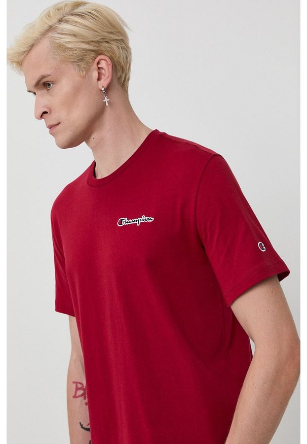 Champion - T-shirt bawełniany. Okazja: na co dzień. Kolor: czerwony. Materiał: bawełna. Wzór: gładki. Styl: casual