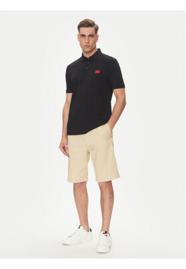 Hugo - HUGO Szorty materiałowe Darik241 50505857 Beżowy Regular Fit. Kolor: beżowy. Materiał: bawełna