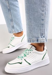Renee - Biało-Zielone Sneakersy z Kolorowymi Sznurówkami i Metalicznymi Wstawkami Lania. Kolor: biały. Wzór: kolorowy #3
