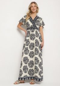 Born2be - Niebieska Wiskozowa Sukienka Rozkloszowana z Kopertowym Dekoltem w Boho Wzór Paldena. Okazja: na imprezę, na co dzień. Typ kołnierza: dekolt kopertowy. Kolor: niebieski. Materiał: wiskoza. Wzór: aplikacja. Sezon: lato. Typ sukienki: kopertowe. Styl: boho #1