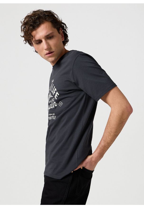 Wrangler - MESKA KOSZULKA WRANGLER AMERICANA TEE FADED BLACK 112362790