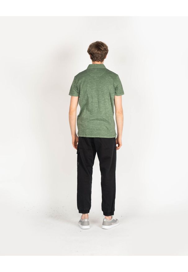 Pepe Jeans Koszulka Polo "Barney" | PM541665 | Barney | Mężczyzna | Zielony. Okazja: na co dzień. Typ kołnierza: polo. Kolor: zielony. Materiał: bawełna. Wzór: aplikacja. Styl: casual