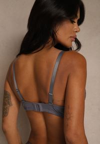 Renee - Szaro-Różowy Biustonosz Ozdobiony Koronką i Kokardką Aqiany. Kolor: szary. Materiał: koronka. Wzór: aplikacja, koronka #2