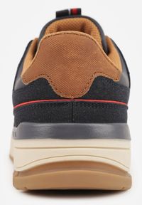 Born2be - Granatowe Buty Sportowe Sneakersy Ozdobione Tłoczeniem i Napisami Hermala. Okazja: na co dzień. Kolor: niebieski. Materiał: jeans. Wzór: aplikacja, napisy #6