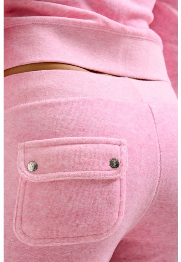 Juicy Couture - JUICY COUTURE Różowe damskie spodnie dresowe Layla Low Rise Pocket, Rozmiar M. Kolor: różowy. Materiał: dresówka