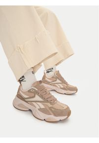 Reebok Sneakersy CWB-CHARGE AR30246WTCQ Beżowy. Kolor: beżowy. Materiał: materiał #1