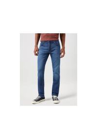 Wrangler - WRANGLER MĘSKIE SPODNIE JEANSOWE REGULAR FIT BALANCING ACT 112351224