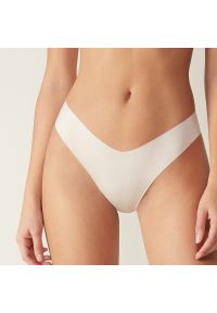 Intica - Stringi bezszwowe niewidoczne pod ubraniami Lala. Kolor: beżowy. Materiał: materiał, skóra #2