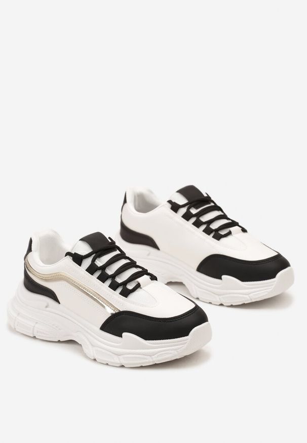 Renee - Biało-Czarne Casualowe Sneakersy z Ekoskóry z Ozdobnymi Wstawkami i Sznurowaniem Melindia. Okazja: na co dzień. Kolor: biały