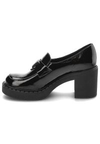Czarne Półbuty Lamanti Skórzane Eleganckie Buty Na Obcasie. Okazja: do pracy, na spotkanie biznesowe. Zapięcie: bez zapięcia. Kolor: czarny. Materiał: skóra. Szerokość cholewki: normalna. Obcas: na obcasie. Styl: elegancki. Wysokość obcasa: średni #6
