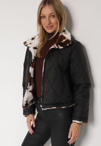 Born2be - Czarna Dwustronna Pikowana Kurtka z Futerkiem w Łaty Meviatella. Okazja: na co dzień. Kolor: czarny. Materiał: futro. Styl: casual, klasyczny #6