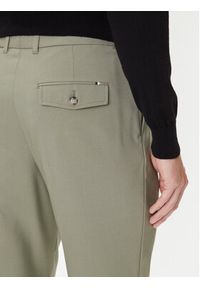 BOSS Spodnie materiałowe C-Perin-DPL 50545822 Zielony Tapered Fit. Kolor: zielony. Materiał: wełna