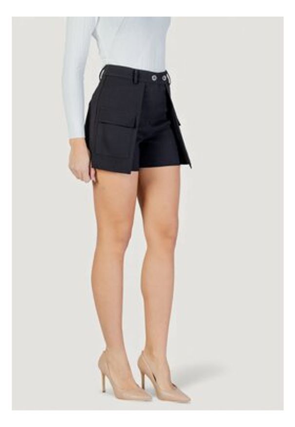 Morgan Szorty materiałowe 251-SHONAU Czarny Straight Fit. Kolor: czarny. Materiał: wiskoza