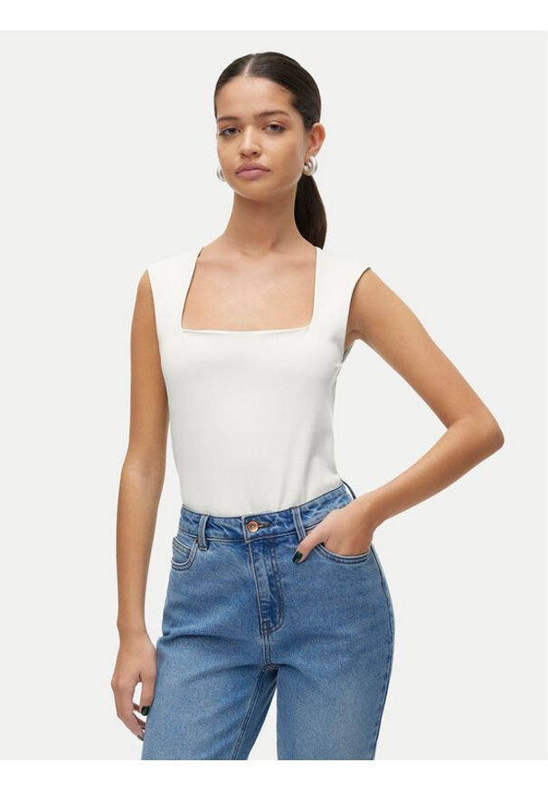 Vero Moda Top Million 10312751 Biały Slim Fit. Kolor: biały. Materiał: syntetyk