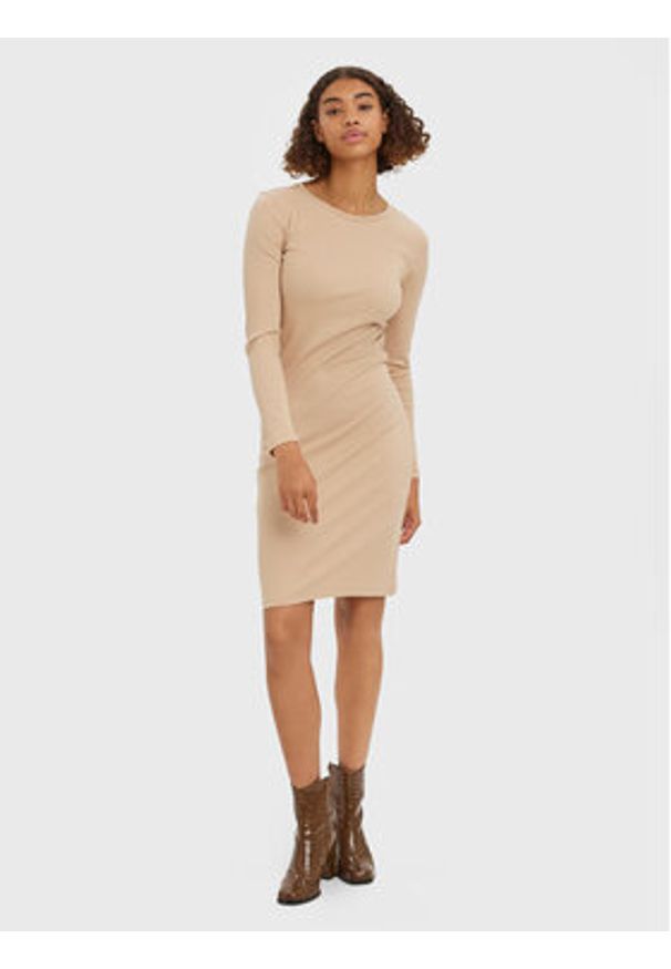 Vero Moda Sukienka codzienna Lavender 10270478 Beżowy Regular Fit. Okazja: na co dzień. Kolor: beżowy. Materiał: bawełna. Typ sukienki: proste. Styl: casual