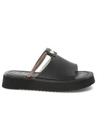 Czarne Klapki S.Barski Modne Obuwie Damskie. Okazja: na co dzień. Kolor: czarny. Materiał: skóra. Wzór: paski, aplikacja. Sezon: lato. Styl: casual, klasyczny, elegancki