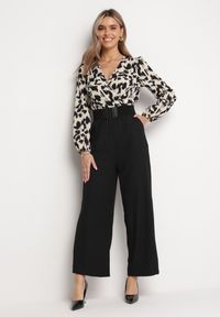 Born2be - Beżowo-Czarny Kombinezon z Kopertowym Dekoltem i Gumką w Pasie Dodatkowo Pasek Junnina. Kolor: czarny, beżowy #1