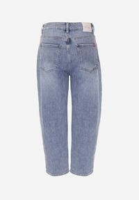 Renee - Niebieskie Jeansy Mom Fit z Bawełną High Waist Hippamene. Stan: podwyższony. Kolor: niebieski. Długość: krótkie. Wzór: aplikacja #6