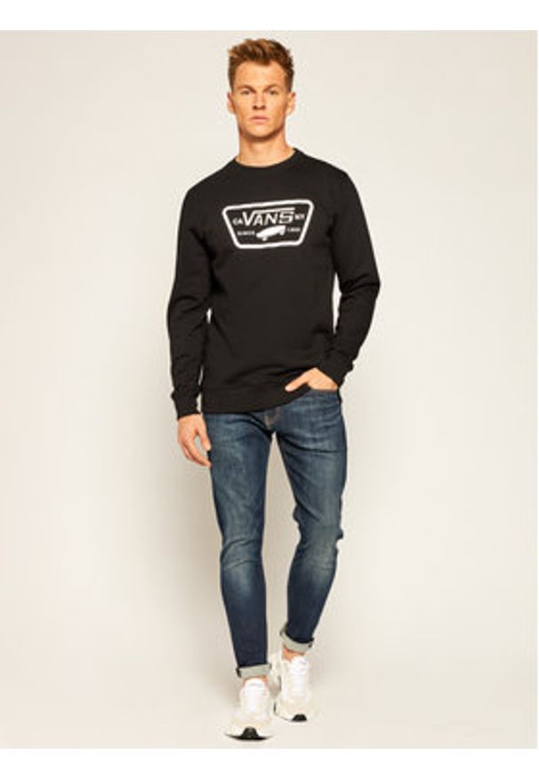 Vans Bluza Full Patch Crew II VN0A45CI Czarny Regular Fit. Kolor: czarny. Materiał: bawełna