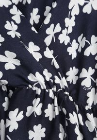 Born2be - Granatowa Sukienka Achanie. Okazja: na co dzień. Kolor: niebieski. Materiał: jeans, wiskoza, tkanina. Typ sukienki: kopertowe. Styl: wizytowy, casual, elegancki #6