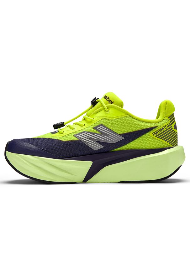 Buty dziecięce New Balance FuelCell Rebel v5 PFCX7Z6 - zielone. Zapięcie: sznurówki. Kolor: zielony. Materiał: syntetyk, materiał, guma. Szerokość cholewki: normalna. Wzór: geometria. Sport: bieganie, fitness