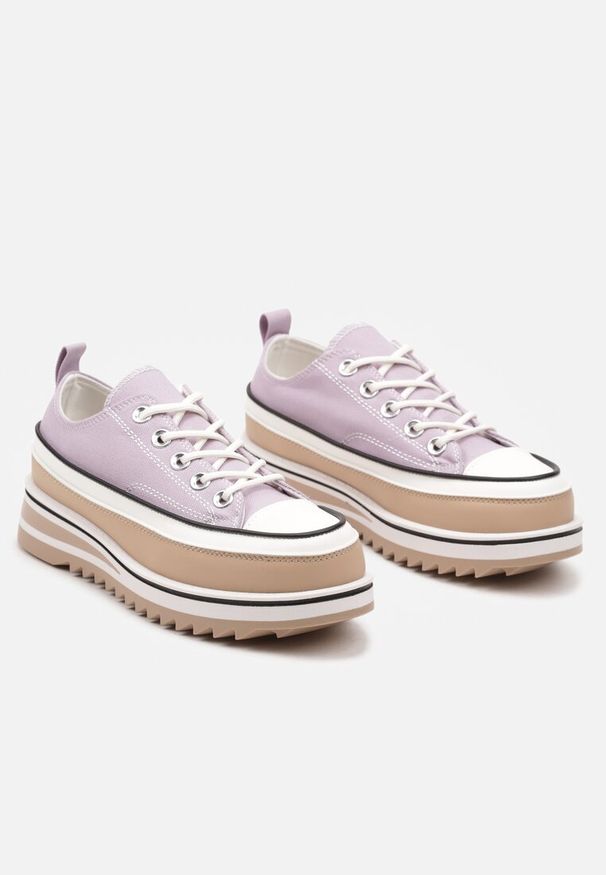 Renee - Fioletowe Trampki na Masywnej Platformie z Cholewką przed Kostkę Ableeva. Okazja: na co dzień, na spacer. Wysokość cholewki: przed kostkę. Kolor: fioletowy. Materiał: skóra, jeans. Szerokość cholewki: normalna. Obcas: na platformie. Styl: wizytowy, klasyczny, casual