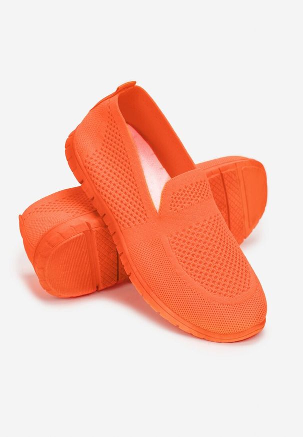 Renee - Pomarańczowe Tenisówki Pasquier. Wysokość cholewki: przed kostkę. Zapięcie: bez zapięcia. Kolor: pomarańczowy. Materiał: materiał, tkanina. Szerokość cholewki: normalna. Obcas: na płaskiej podeszwie. Styl: elegancki