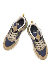 Granatowe Sneakersy Jeep Modne Obuwie Męskie. Okazja: na co dzień. Kolor: beżowy. Materiał: zamsz, materiał. Szerokość cholewki: normalna #6
