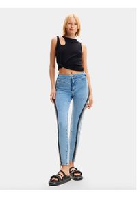 Desigual Jeansy Lena 24SWDD70 Niebieski Skinny Fit. Kolor: niebieski #4