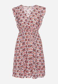 Born2be - Beżowo-Czerwona Sukienka Mini z Wiskozy w Mozaikowy Wzór z Gumką w Pasie Lariaa. Okazja: na co dzień. Typ kołnierza: dekolt w serek, kołnierz z falbankami. Kolor: beżowy. Materiał: wiskoza. Długość rękawa: na ramiączkach. Typ sukienki: rozkloszowane. Styl: casual, elegancki. Długość: mini #4