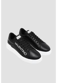 Valentino by Mario Valentino - VALENTINO Czarne sneakersy REY LACE-UP. Kolor: czarny