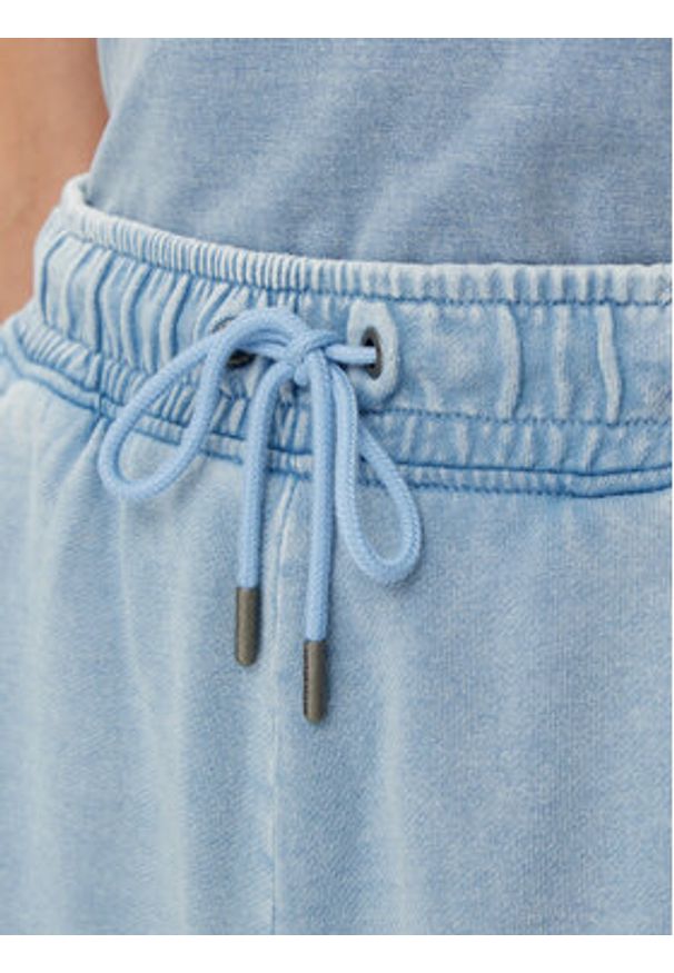 Guess Jeans Szorty sportowe W5GD0N KCTJ1 Niebieski Relaxed Fit. Kolor: niebieski. Materiał: bawełna
