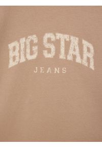 Big-Star - Koszulka damska bawełniana z logo BIG STA beżowa Ramila 805. Okazja: na spacer, na uczelnię, na co dzień. Kolor: beżowy. Materiał: bawełna. Wzór: nadruk. Styl: klasyczny, casual