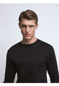 Reserved - Longsleeve z bawełny merceryzowanej - czarny. Kolor: czarny. Materiał: bawełna. Długość rękawa: długi rękaw #1