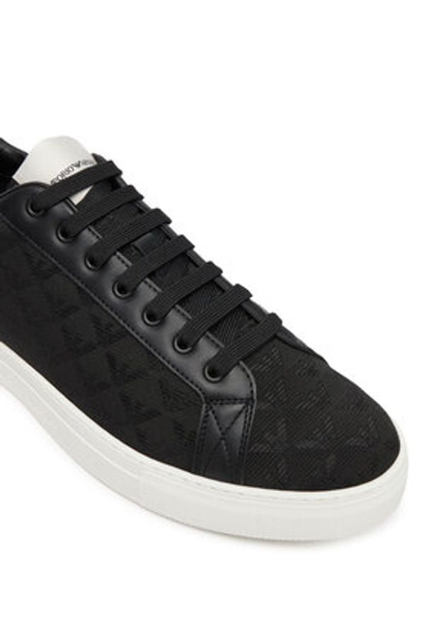 Emporio Armani Sneakersy EM003843 AF20003 MC012 Czarny. Kolor: czarny. Materiał: materiał