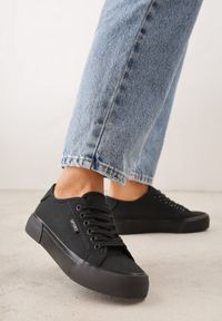 Renee - Czarne Trampki VICES z Napisem Rioselle. Okazja: na co dzień. Kolor: czarny. Materiał: skóra, materiał, dresówka. Wzór: napisy. Sezon: wiosna. Styl: casual, elegancki #5