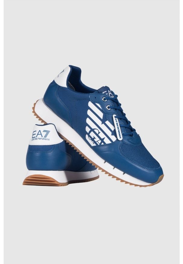 EA7 Emporio Armani - EA7 Niebieskie sneakersy z białą podeszwą, Rozmiar 45 1/3. Kolor: niebieski