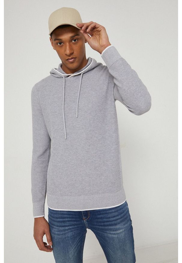 medicine - Medicine Sweter bawełniany męski kolor szary. Okazja: na co dzień. Typ kołnierza: kaptur. Kolor: szary. Materiał: bawełna. Wzór: gładki. Styl: casual