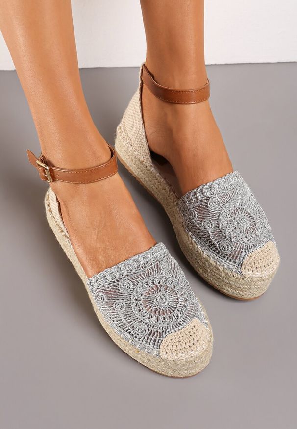 Born2be - Srebrne Espadryle na Grubej Plecionej Podeszwie z Ażurowym Wykończeniem Artiva. Kolor: srebrny. Wzór: ażurowy. Sezon: lato