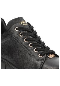 Czarne Sneakersy Karino Modne Skórzane Obuwie Damskie. Okazja: na co dzień, na spacer. Kolor: czarny. Materiał: skóra. Szerokość cholewki: normalna. Sport: turystyka piesza #5