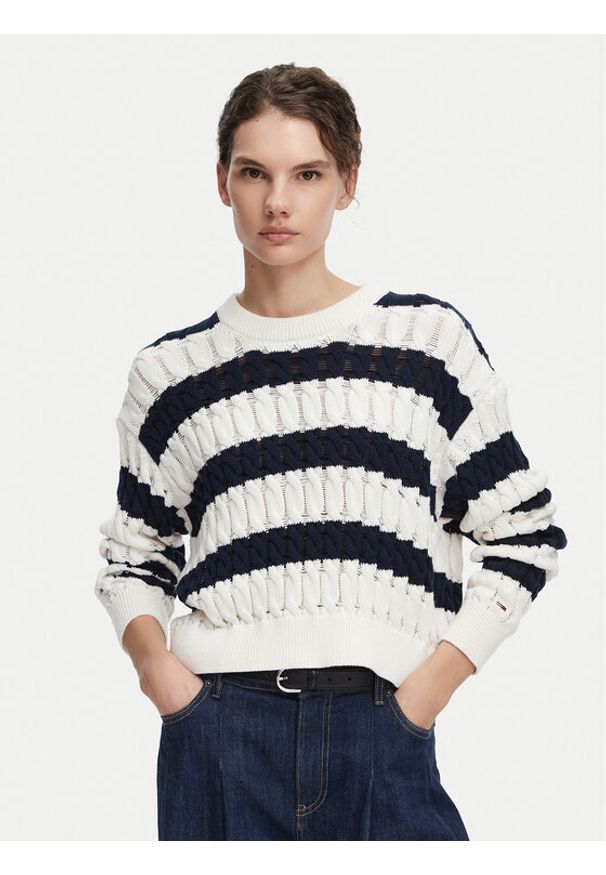 Tommy Jeans Sweter DW0DW22926 Granatowy Loose Fit. Kolor: niebieski. Materiał: bawełna